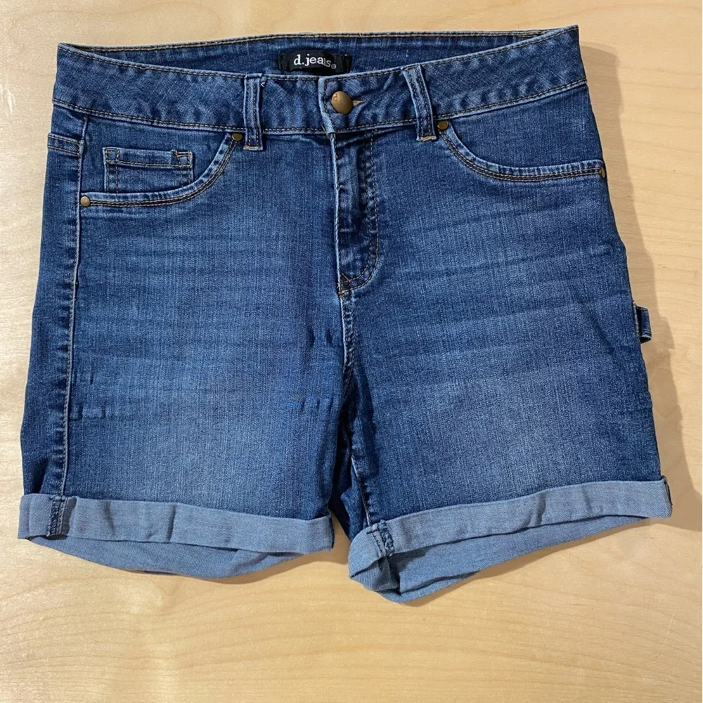 D. Jeans Women's Blue Denim Shorts 8 (OQ)